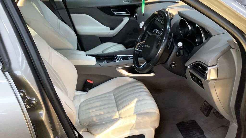 Used Jaguar F-Pace 2019 for sale - 77521449: Photo 13