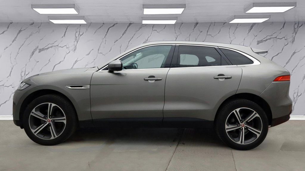 Used Jaguar F-Pace 2019 for sale - 77521449: Photo 9