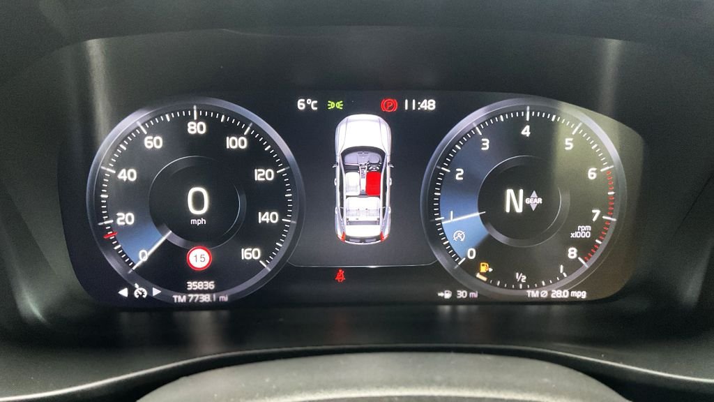 Used Volvo XC40 2021 for sale - 77507712: Photo 11