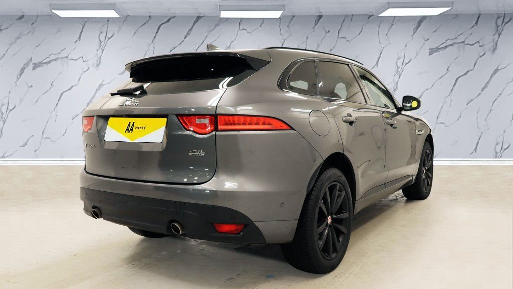 Used Jaguar F-Pace 2018 for sale - 77521570: Photo 7