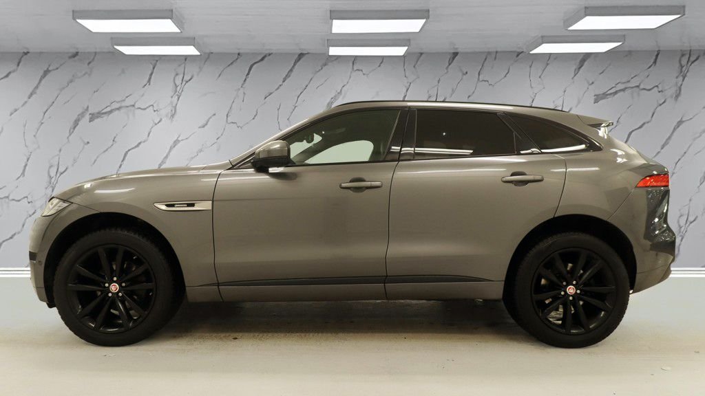 Used Jaguar F-Pace 2018 for sale - 77521570: Photo 9
