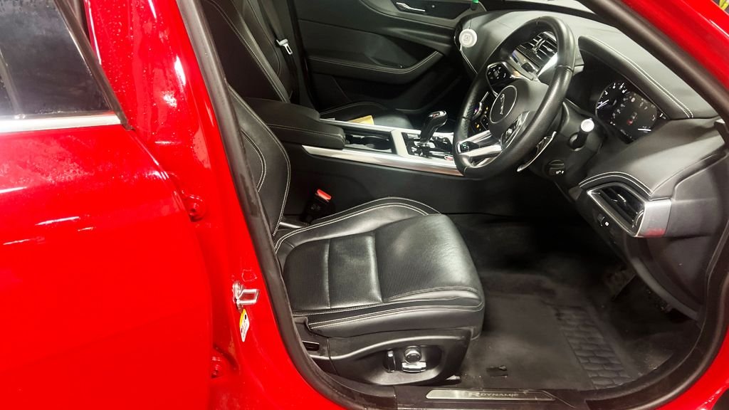 Used Jaguar XE 2019 for sale - 77521447: Photo 13