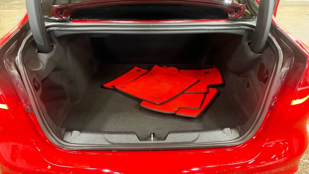 Used Jaguar XE 2019 for sale - 77521447: Photo 15