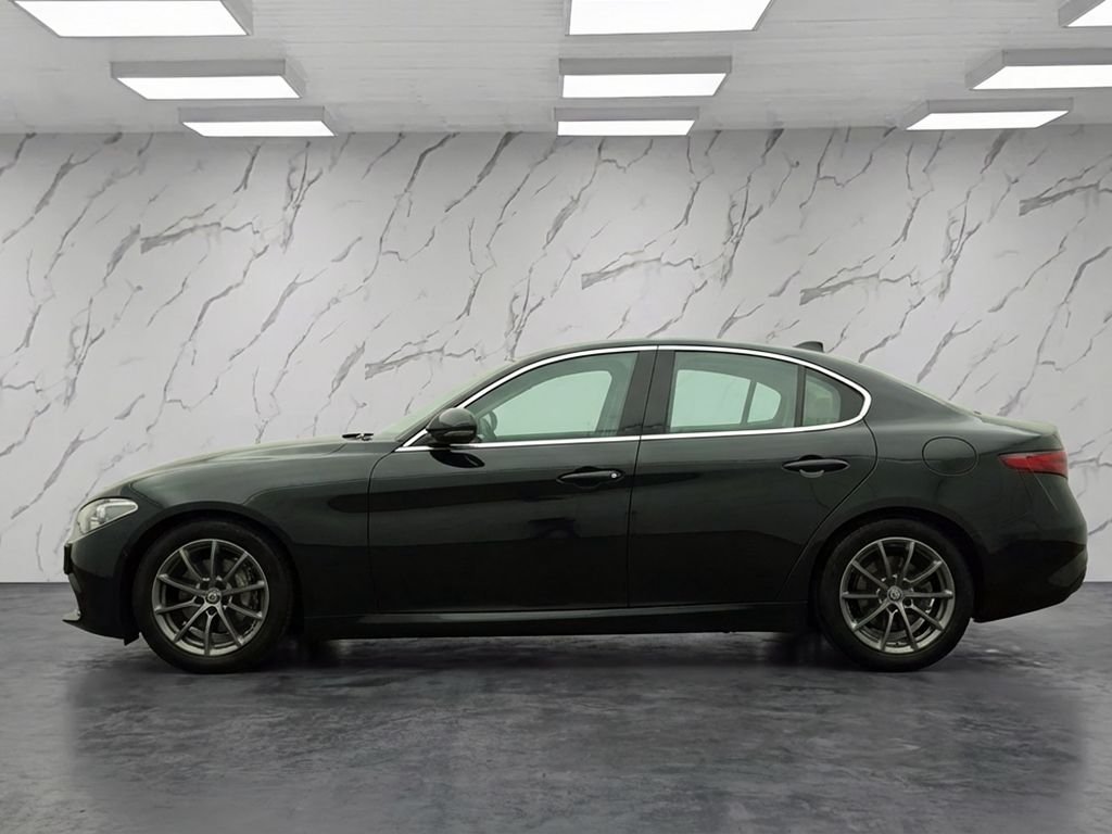 Used Alfa Romeo Giulia 2017 for sale - 77250627: Photo 6
