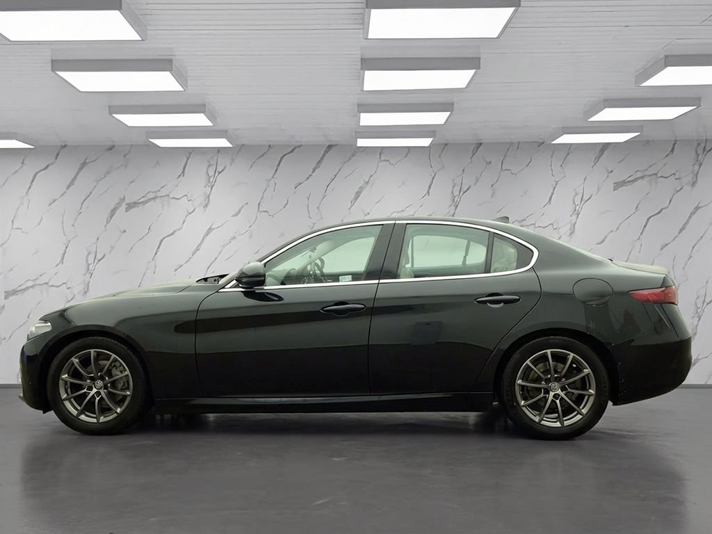 Used Alfa Romeo Giulia 2017 for sale - 77250627: Photo 7