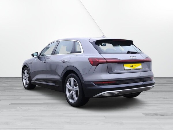 Used Audi e-tron 2020 for sale - 76148126: Photo 3