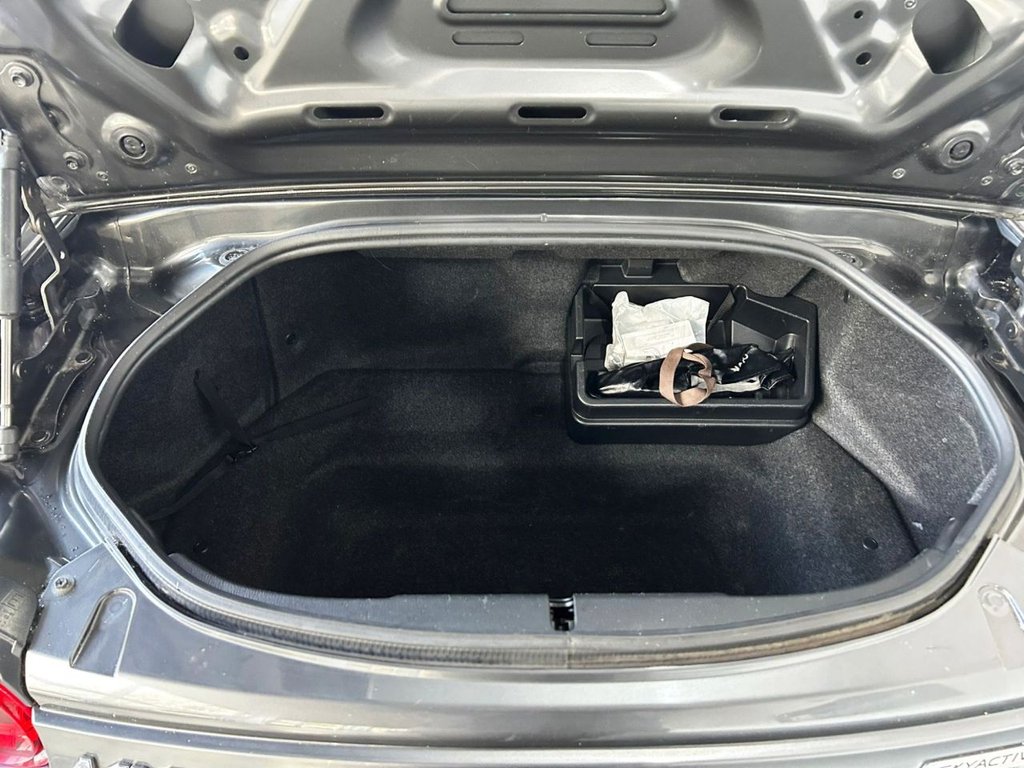 Used Mazda MX-5 RF 2017 for sale - 76385830: Photo 28