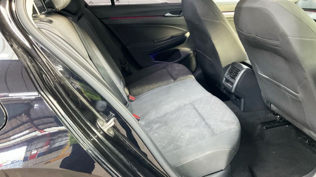 Used Volkswagen Golf 2020 for sale - 76686529: Photo 11