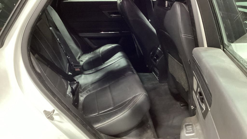 Used Jaguar XF 2016 for sale - 76883781: Photo 12