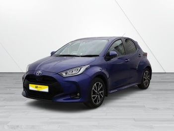 Used Toyota Yaris 2022 for sale - 76173012: Photo 2