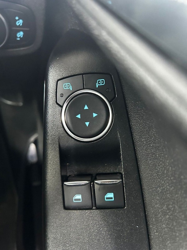 Used Ford Fiesta 2018 for sale - 75986115: Photo 22