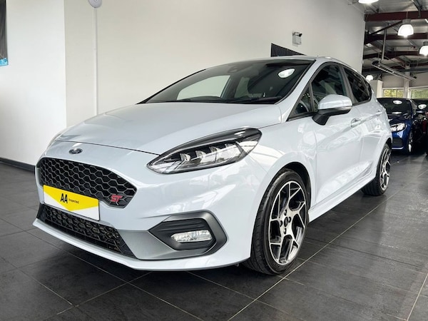 Used Ford Fiesta 2018 for sale - 75986115: Photo 6