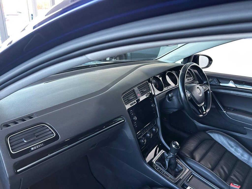 Used Volkswagen Golf 2019 for sale - 76406855: Photo 15