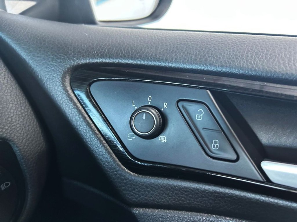 Used Volkswagen Golf 2019 for sale - 76406855: Photo 22