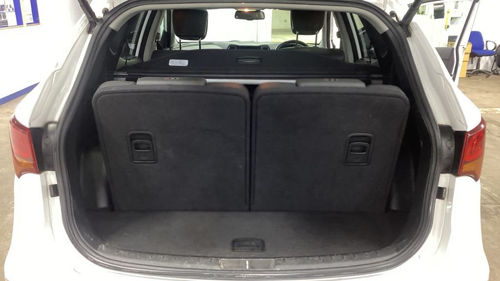 Used Hyundai Santa Fe 2017 for sale - 77227438: Photo 13