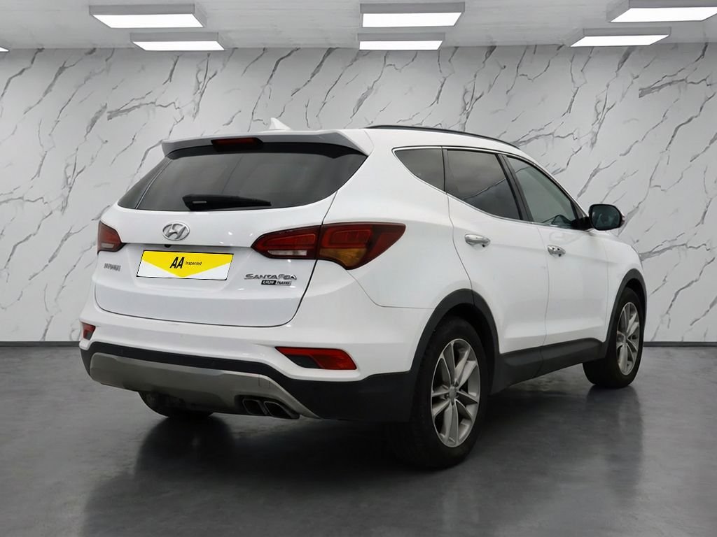 Used Hyundai Santa Fe 2017 for sale - 77227438: Photo 5