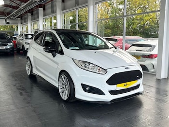 Used Ford Fiesta 2013 for sale - 76501090: Photo