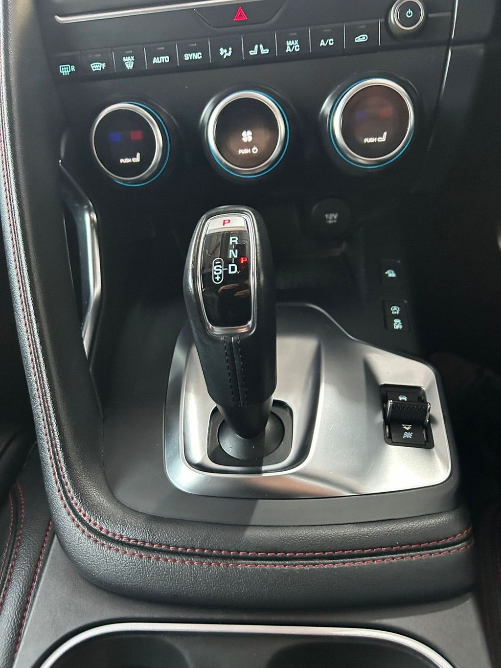 Used Jaguar E-Pace 2020 for sale - 76527244: Photo 19