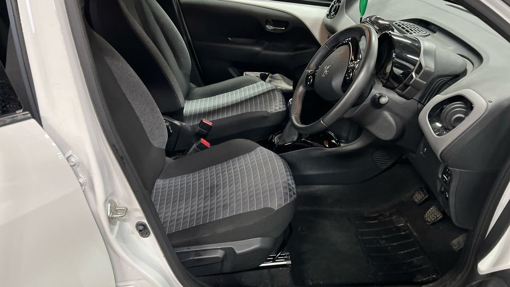 Used Peugeot 108 2021 for sale - 76386453: Photo 10