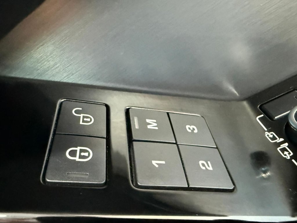 Used Land Rover Range Rover Velar 2018 for sale - 77849608: Photo 27