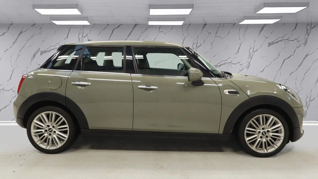 Used MINI Hatch 2018 for sale - 76901129: Photo 6
