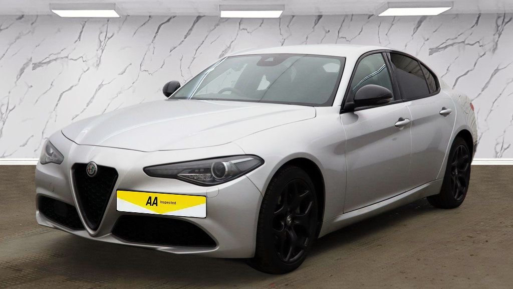 Used Alfa Romeo Giulia 2020 for sale - 76686508: Photo 2