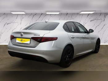 Used Alfa Romeo Giulia 2020 for sale - 76686508: Photo