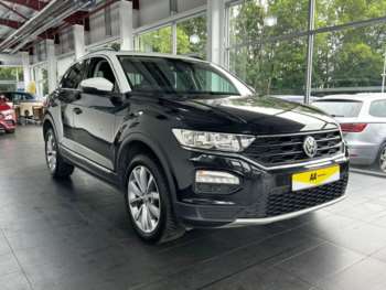 Used Volkswagen T-Roc 2019 for sale - 74884922: Photo