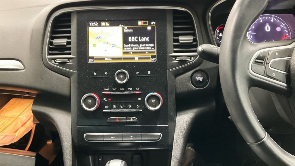 Used Renault Megane 2019 for sale - 77384412: Photo 11