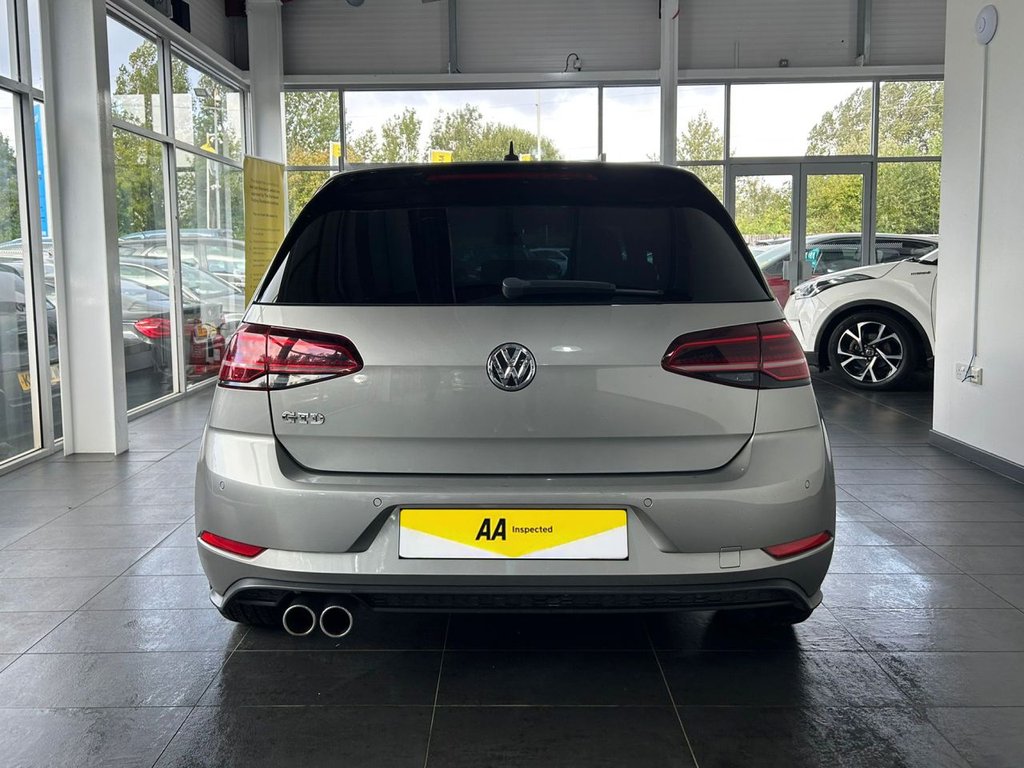 Used Volkswagen Golf 2018 for sale - 76454064: Photo 10