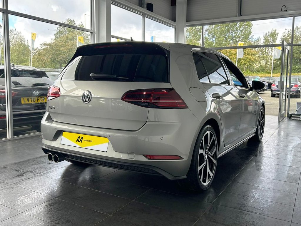 Used Volkswagen Golf 2018 for sale - 76454064: Photo 11