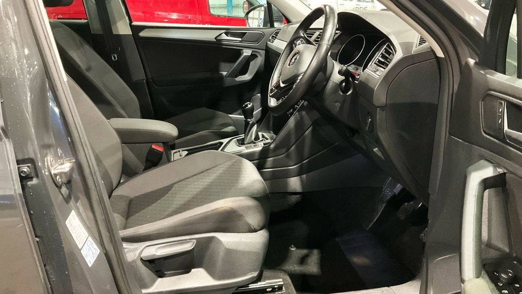 Used Volkswagen Tiguan 2019 for sale - 76686506: Photo 11