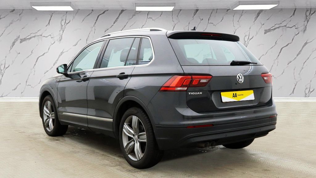 Used Volkswagen Tiguan 2019 for sale - 76686506: Photo 4