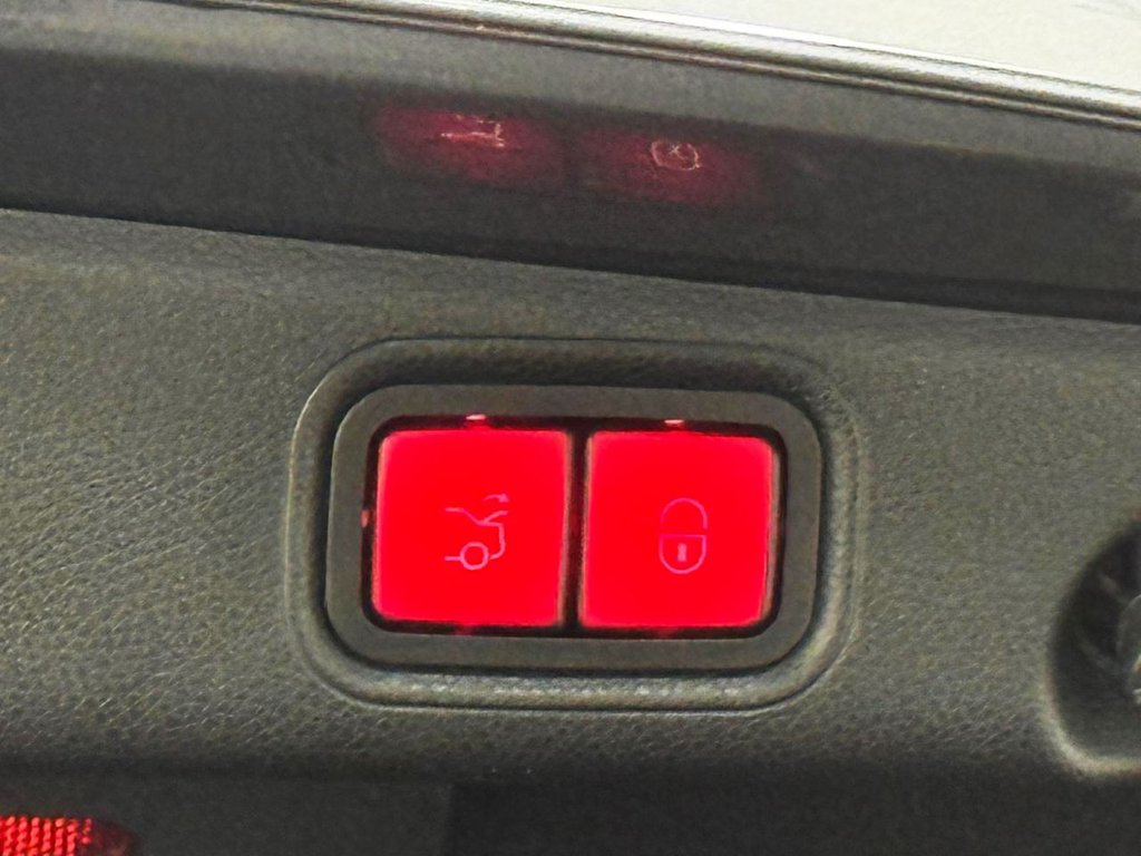 Used Mercedes-Benz E Class 2019 for sale - 76973116: Photo 35