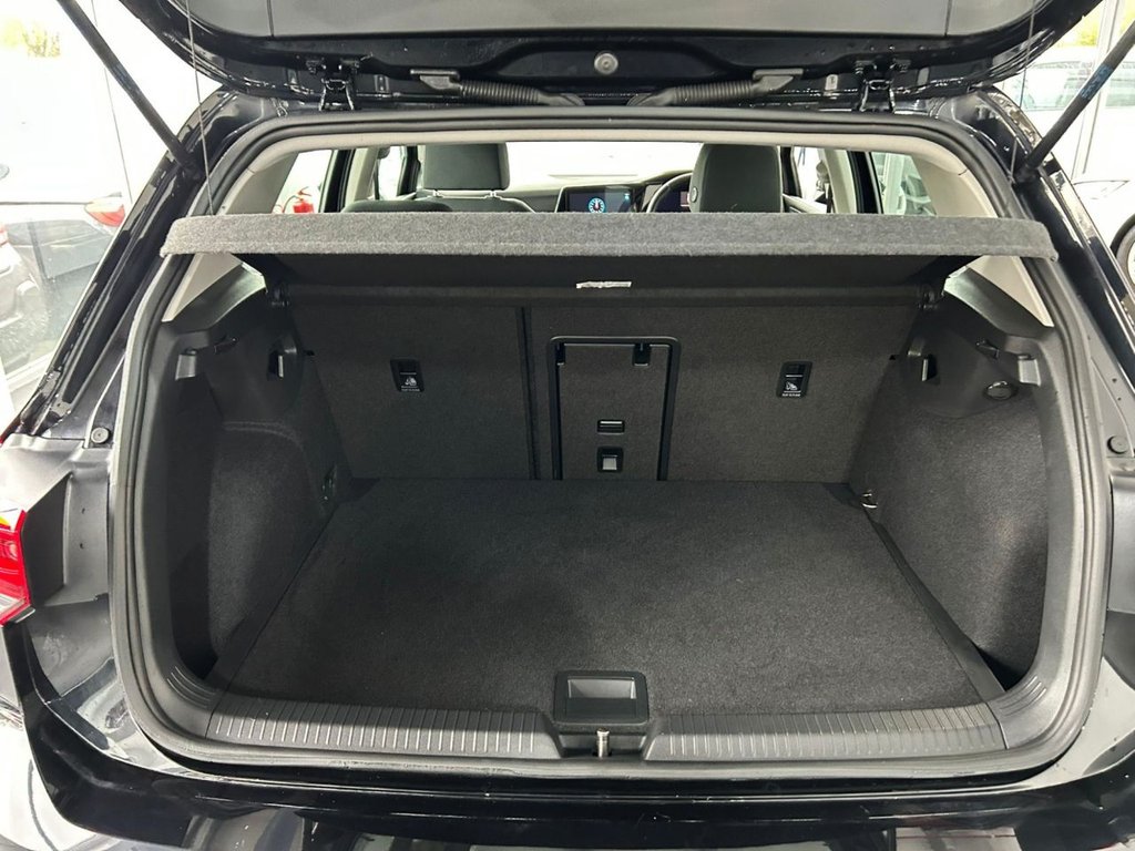 Used Volkswagen Golf 2020 for sale - 76368168: Photo 23