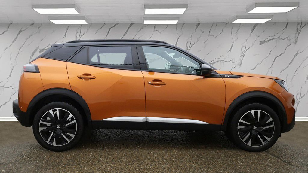 Used Peugeot 2008 2021 for sale - 76686528: Photo 5