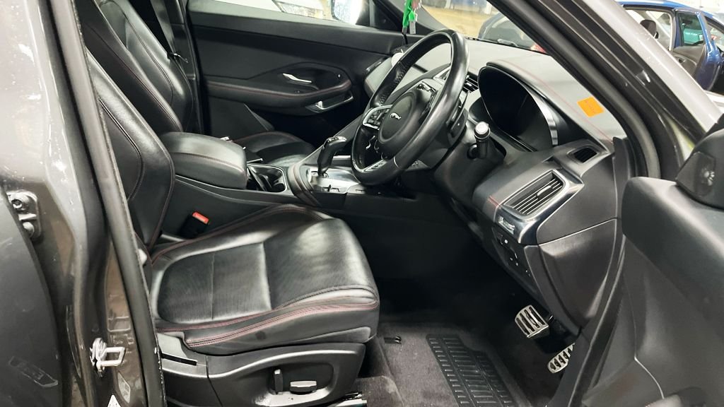 Used Jaguar E-Pace 2019 for sale - 77835624: Photo 13