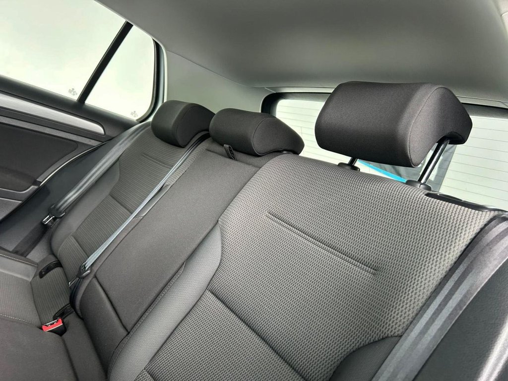 Used Volkswagen Golf 2019 for sale - 76469962: Photo 19
