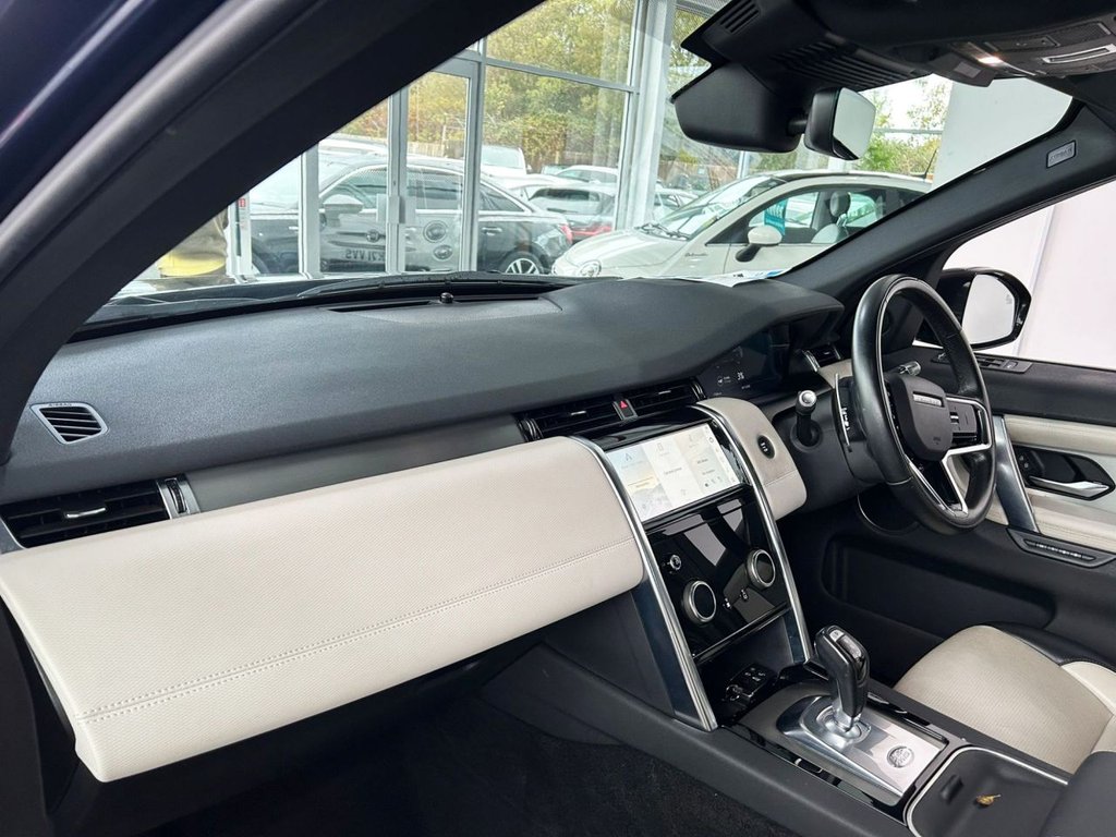 Used Land Rover Discovery Sport 2021 for sale - 76642130: Photo 15