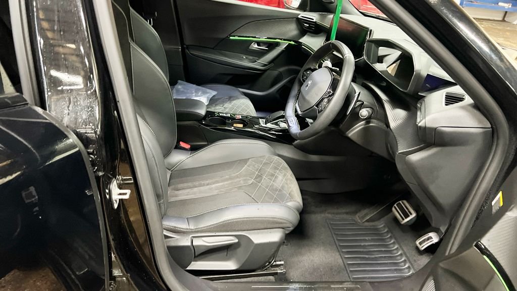 Used Peugeot 2008 2022 for sale - 77356421: Photo 12