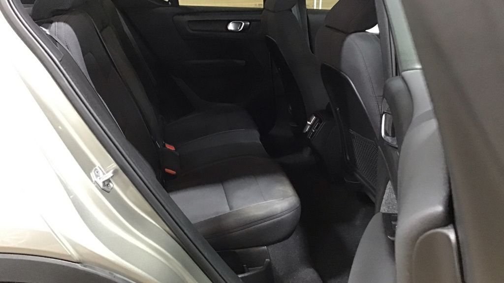 Used Volvo XC40 2021 for sale - 76368153: Photo 11