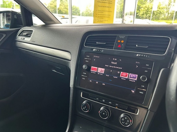 Used Volkswagen Golf 2019 for sale - 76118637: Photo 16