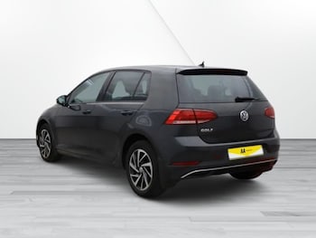 Used Volkswagen Golf 2019 for sale - 75777549: Photo