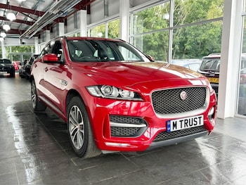 Used Jaguar F-Pace 2019 for sale - 79530225: Photo