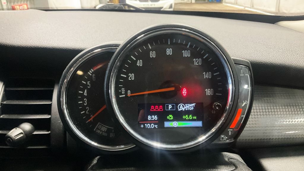 Used MINI Hatch 2018 for sale - 76841407: Photo 10