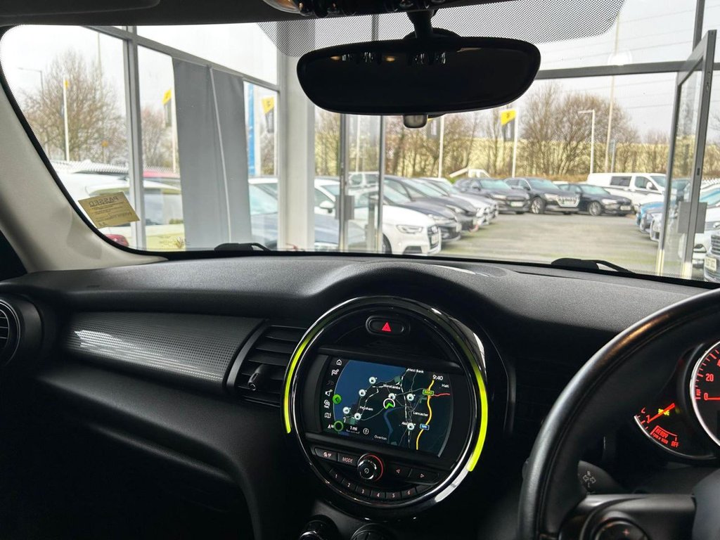 Used MINI Hatch 2018 for sale - 76841407: Photo 16