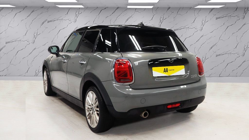 Used MINI Hatch 2018 for sale - 76841407: Photo 4