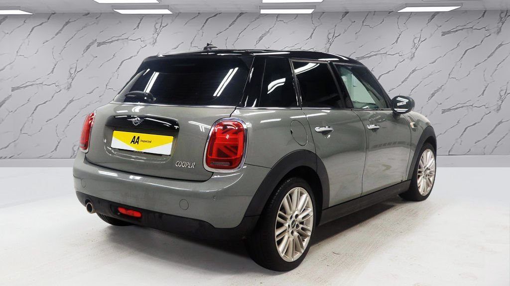 Used MINI Hatch 2018 for sale - 76841407: Photo 5