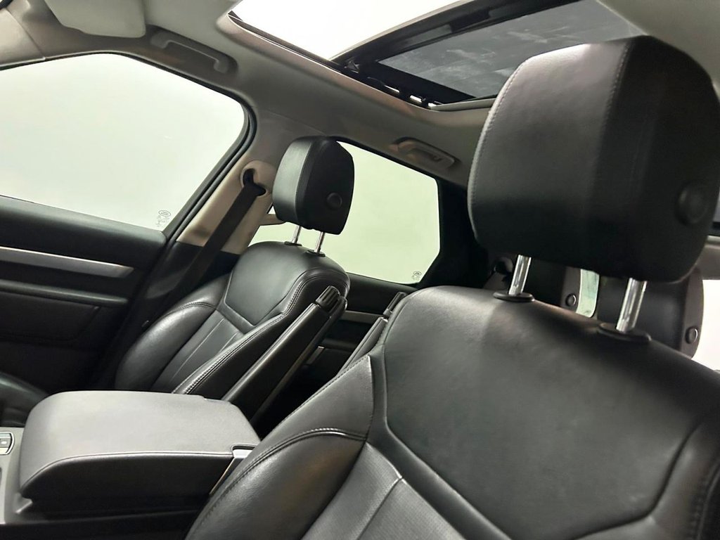 Used Land Rover Discovery 2020 for sale - 76962559: Photo 14