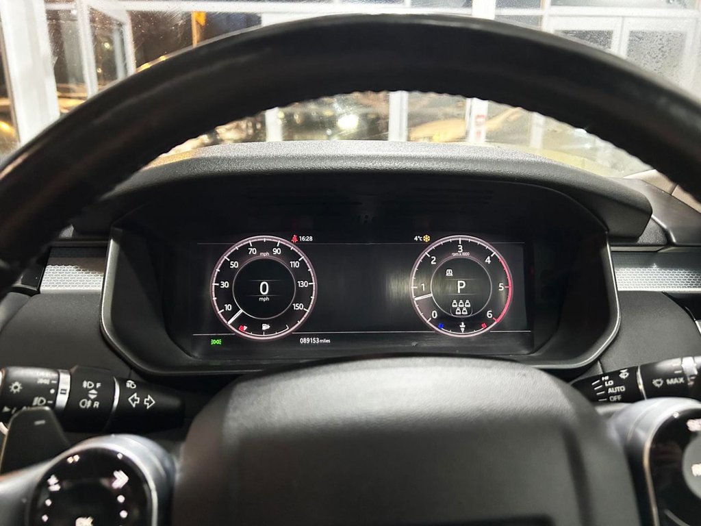 Used Land Rover Discovery 2020 for sale - 76962559: Photo 21